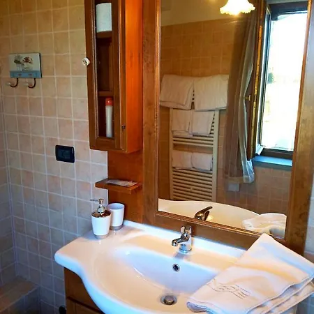 One Bedroom Appartement With Shared Pool And Wifi At Montecarotto * Montecarotto